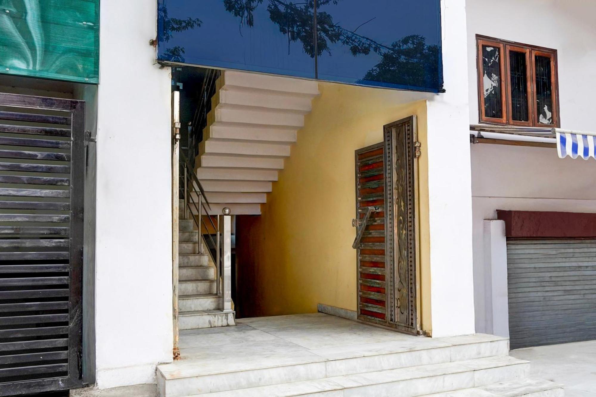 Super Collection O Govind Vihar Matiyari Formerly Saffron Chinhat Bagian luar foto